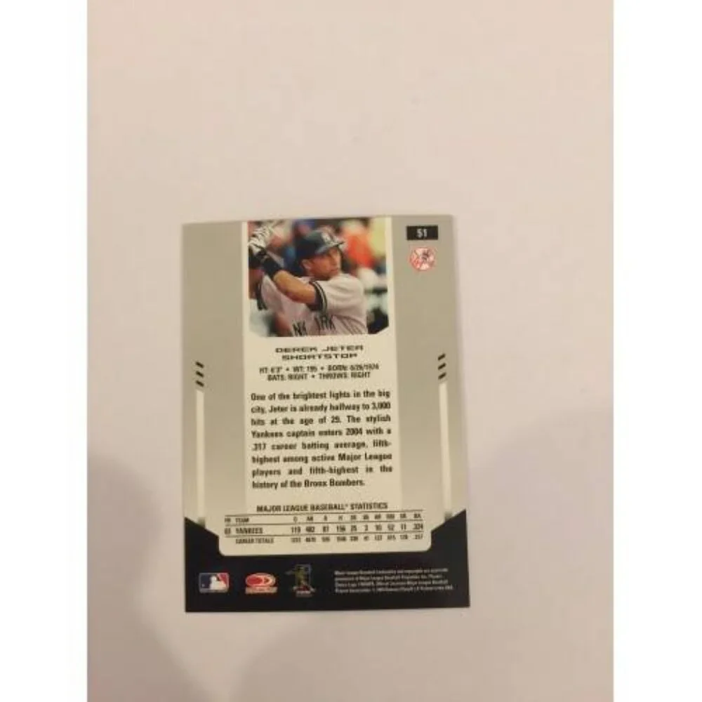 2004 Leaf Certified Materials DEREK JETER #51 (037)